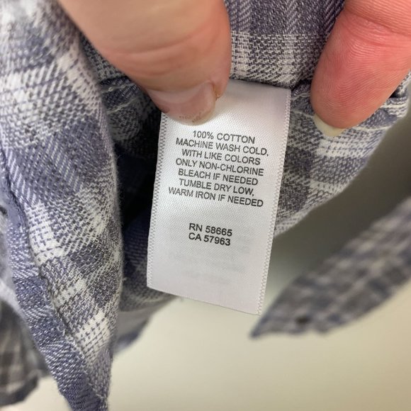 Wallin & Bros Grey plaid long sleeve button up shirt small - Picture 5 of 6